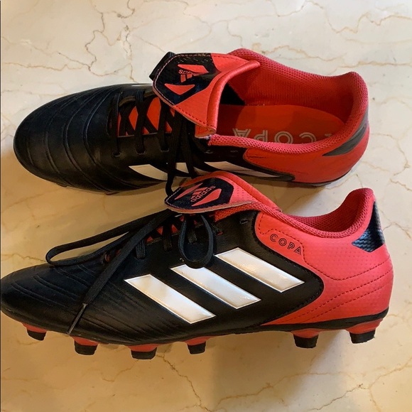 Adidas soccer shoes 18.4 - Picture 3 of 8